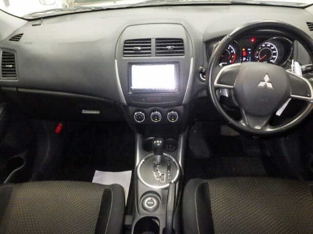 MITSUBISHI RVR