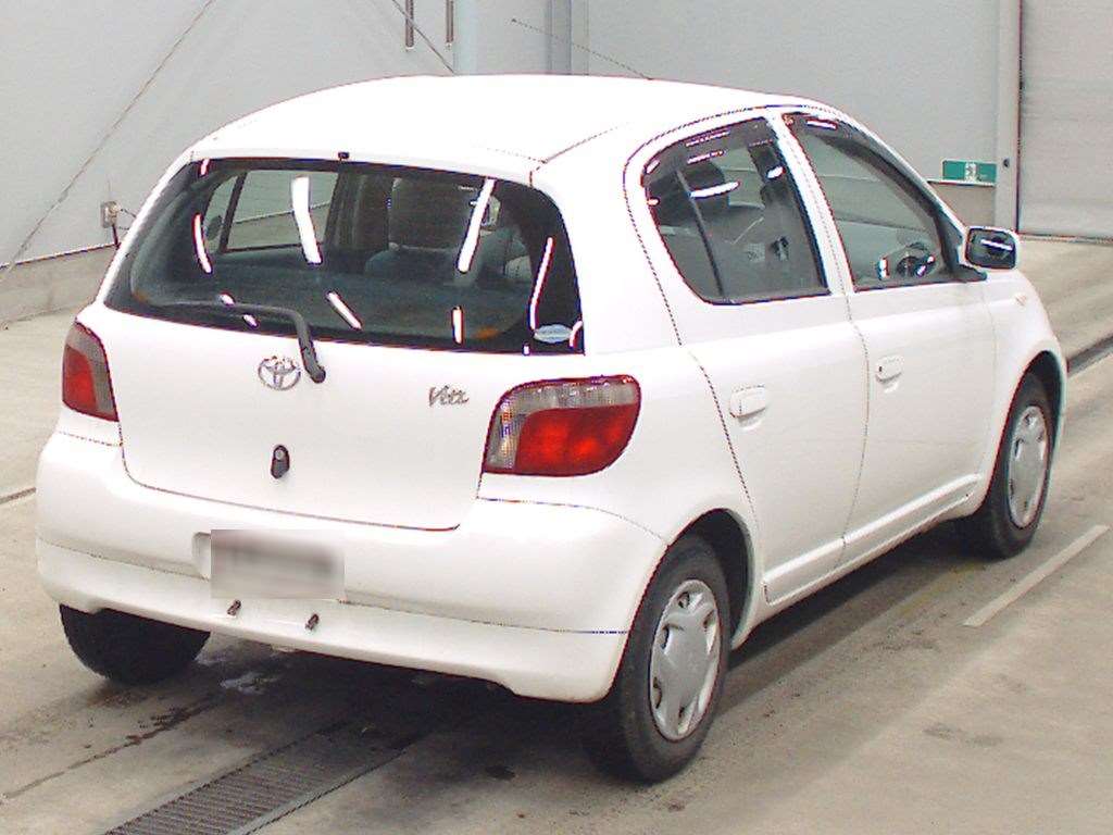 TOYOTA VITZ
