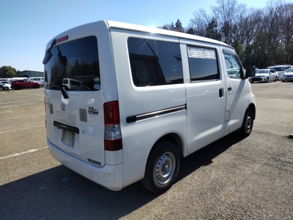 TOYOTA TOWN ACE