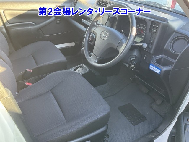 MAZDA FAMILIA