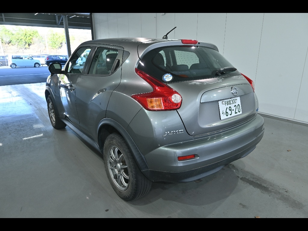 NISSAN JUKE
