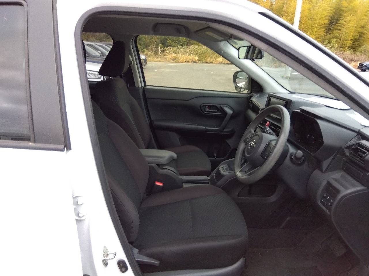 DAIHATSU ROCKY