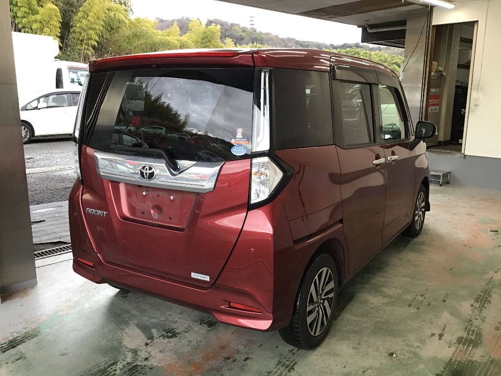 TOYOTA TANK