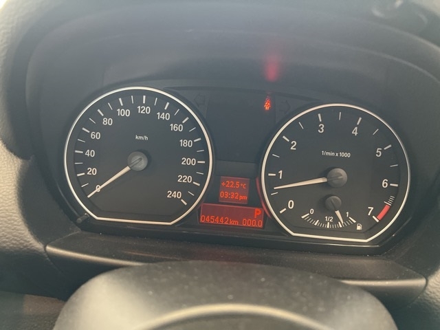 BMW 1-SERIES