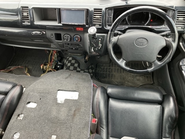TOYOTA REGIUS ACE