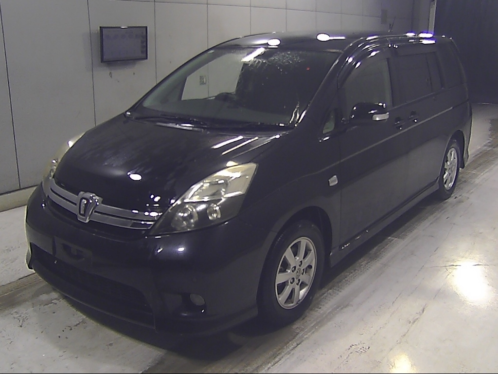TOYOTA ISIS