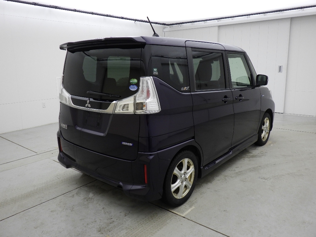 MITSUBISHI DELICA D:2
