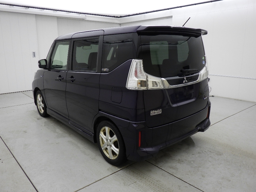 MITSUBISHI DELICA D:2
