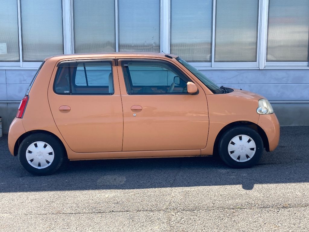 DAIHATSU ESSE