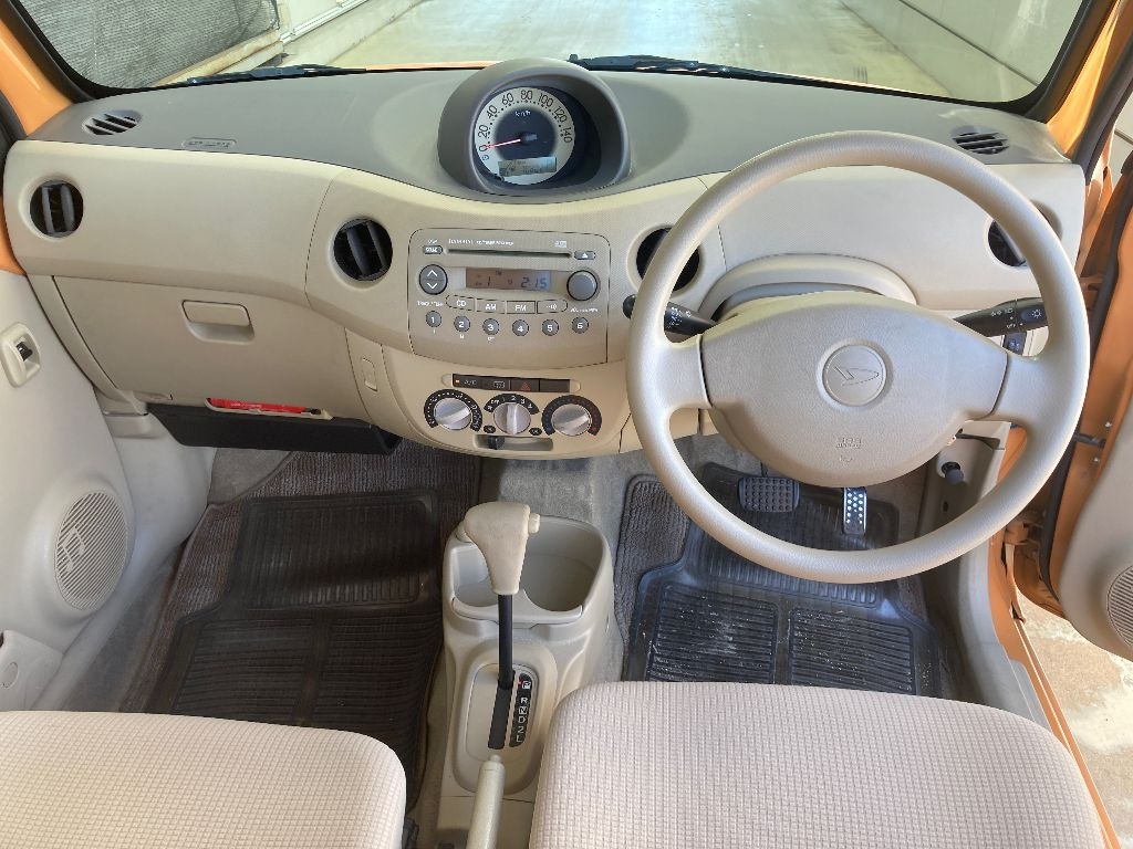 DAIHATSU ESSE