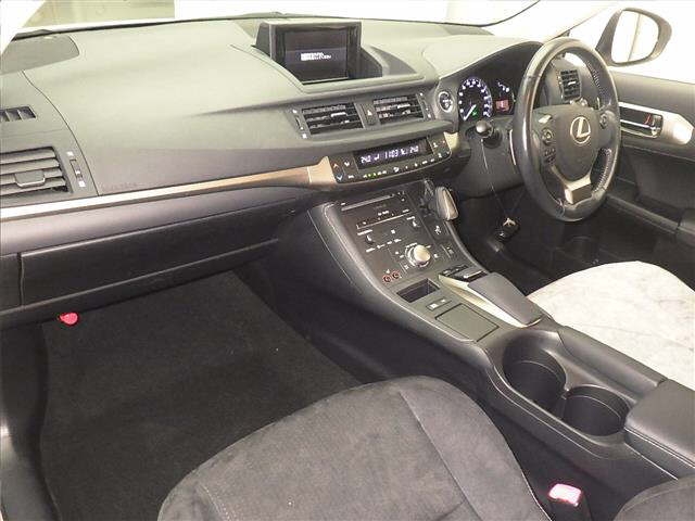 LEXUS CT200H