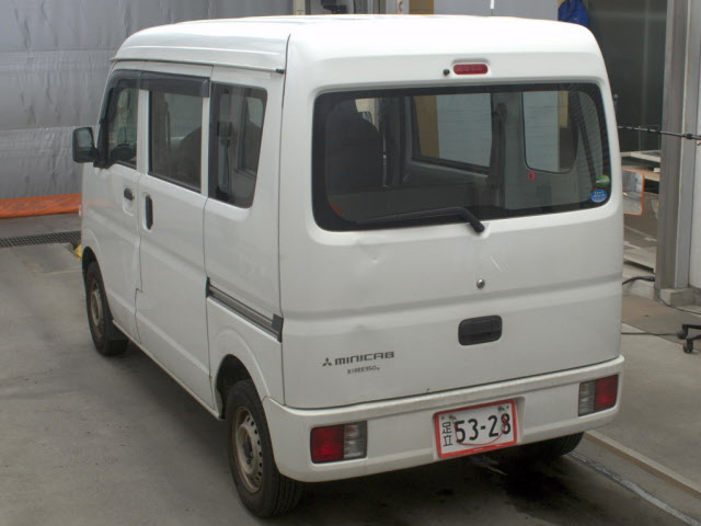 MITSUBISHI MINICAB
