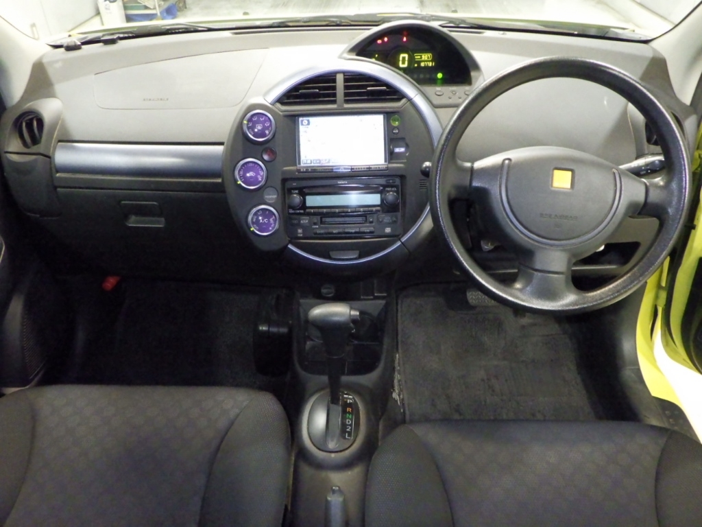 TOYOTA WILL CYPHA