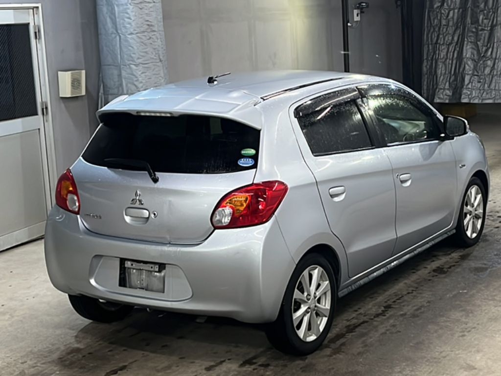 MITSUBISHI MIRAGE