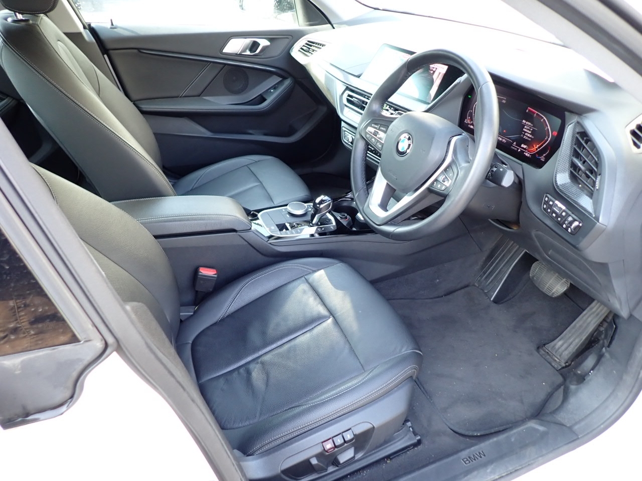 BMW 1-SERIES
