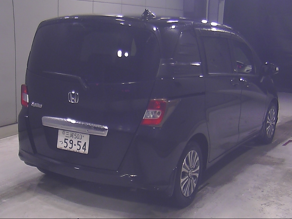 HONDA FREED SPIKE