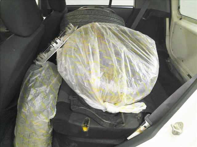 DAIHATSU MIRA AVY