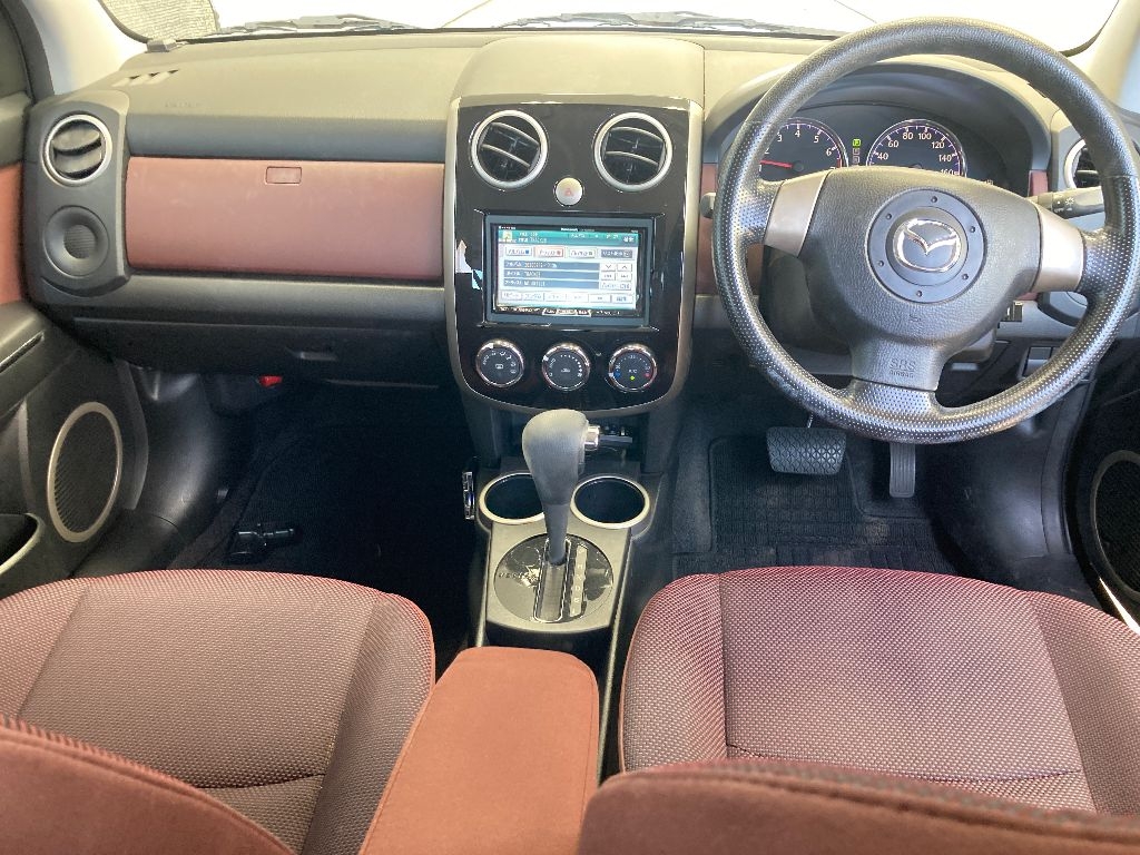MAZDA VERISA