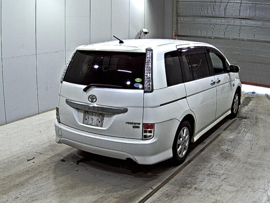 TOYOTA ISIS