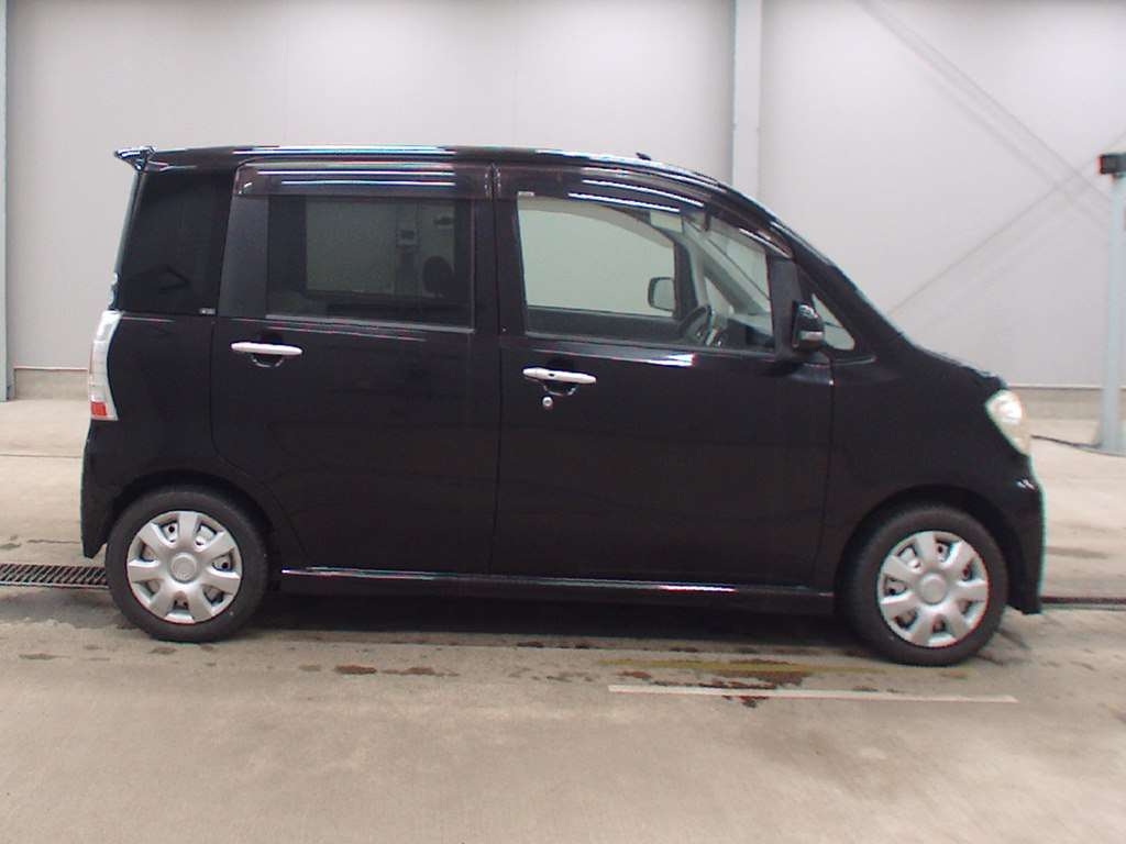 DAIHATSU TANTO EXE