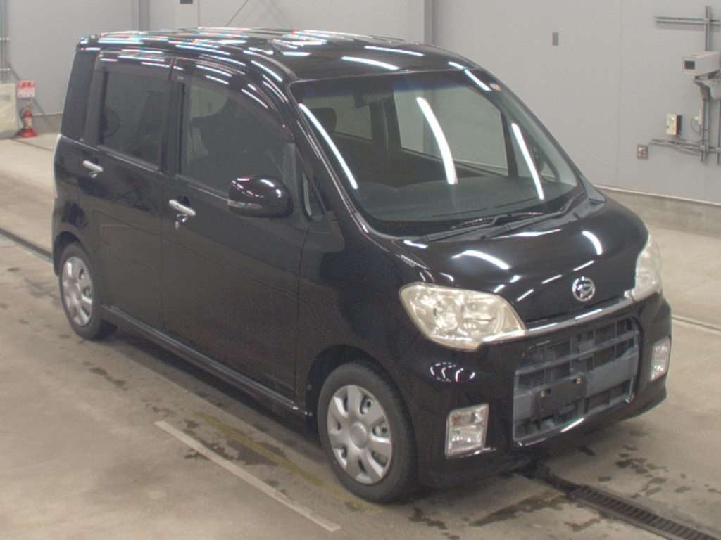 DAIHATSU TANTO EXE