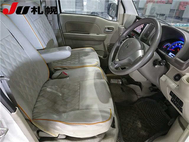 MITSUBISHI TOWN BOX