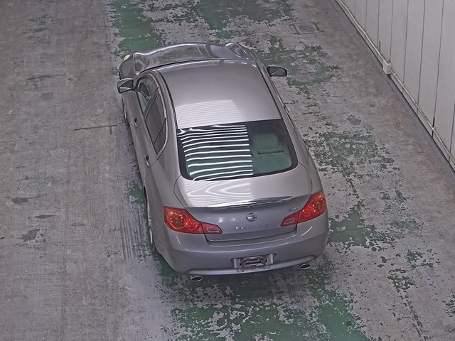 NISSAN SKYLINE