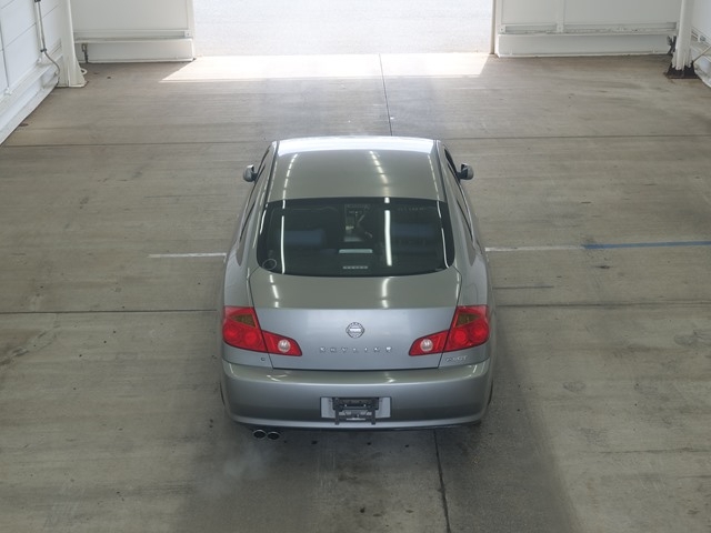 NISSAN SKYLINE