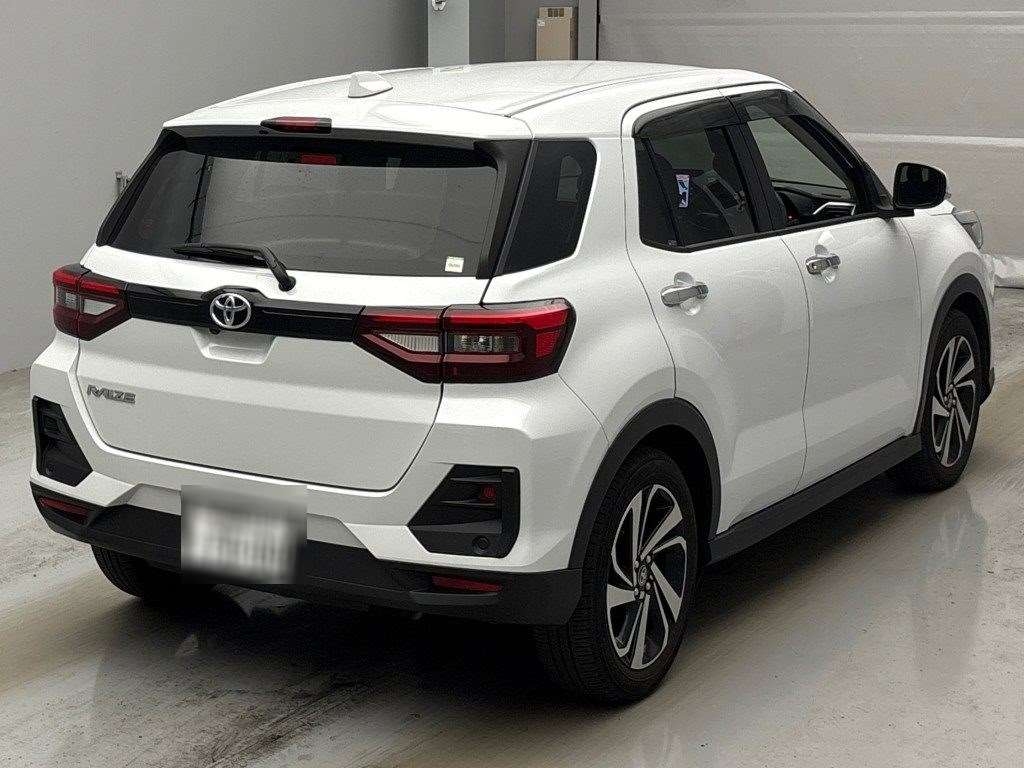 TOYOTA RAIZE