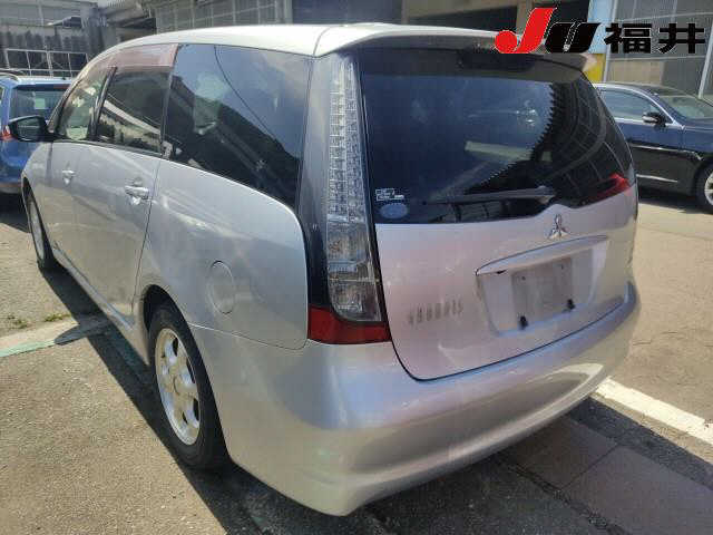 MITSUBISHI GRANDIS