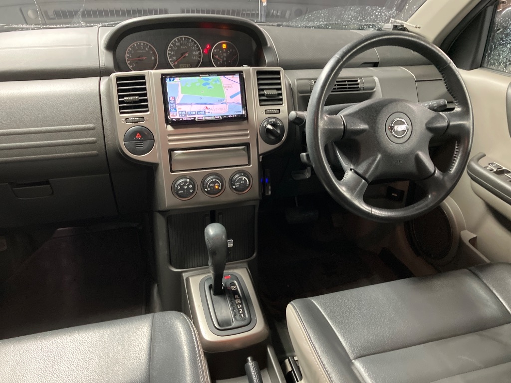 NISSAN X-TRAIL