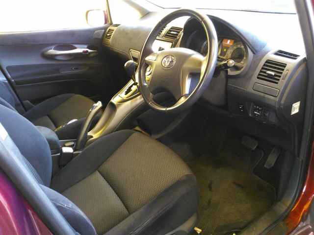 TOYOTA BLADE