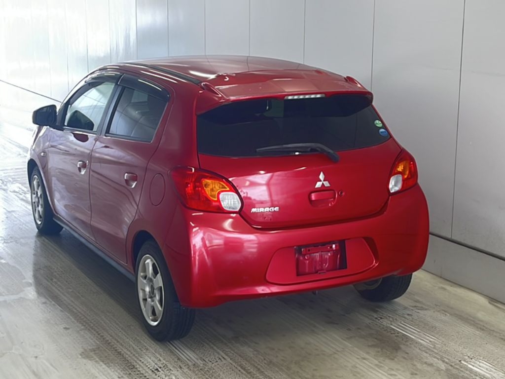 MITSUBISHI MIRAGE