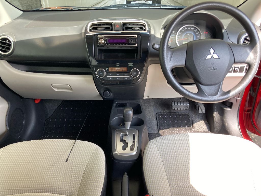 MITSUBISHI MIRAGE
