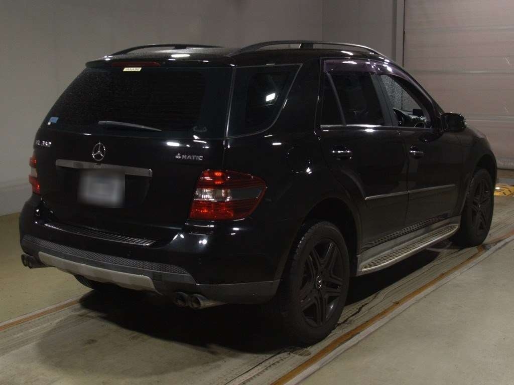 MERCEDES-BENZ M-CLASS