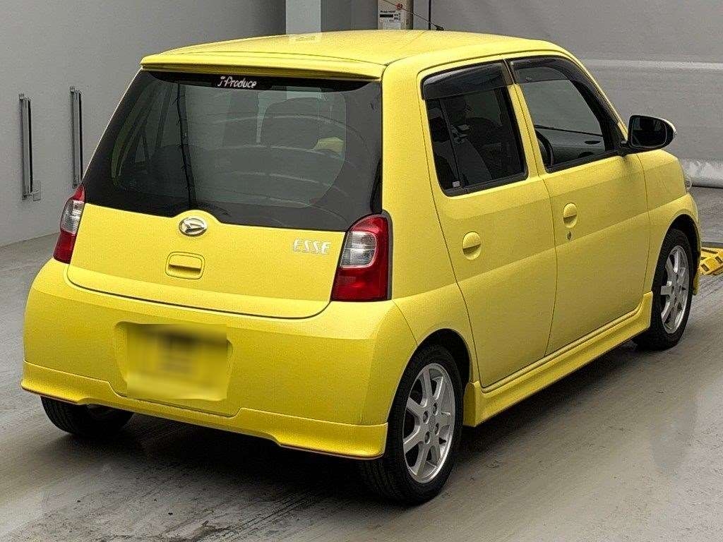 DAIHATSU ESSE