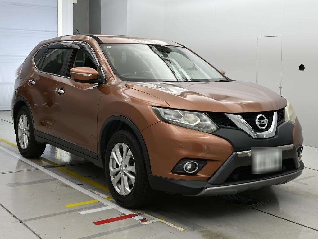 NISSAN X-TRAIL