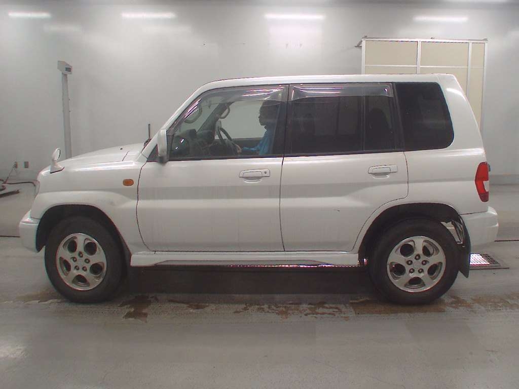 MITSUBISHI PAJERO IO