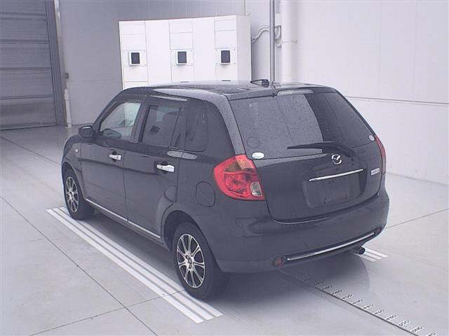 MAZDA VERISA