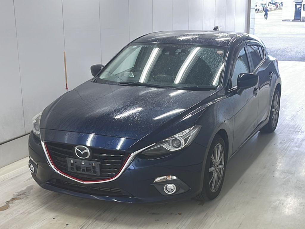 MAZDA AXELA