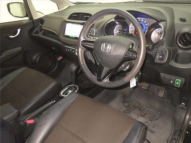 HONDA FIT SHUTTLE