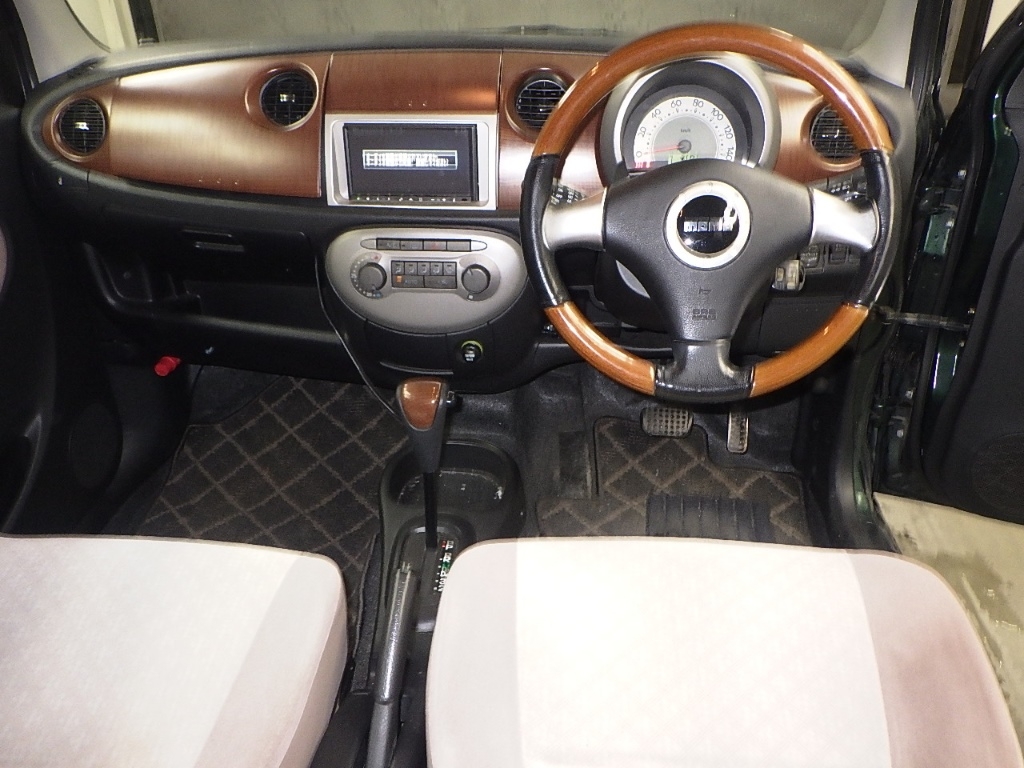 DAIHATSU MIRA GINO