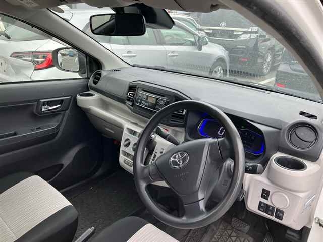TOYOTA PIXIS EPOCH