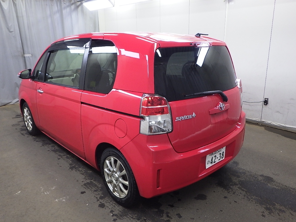 TOYOTA SPADE