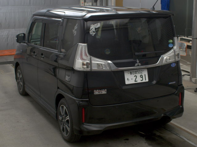 MITSUBISHI DELICA D:2