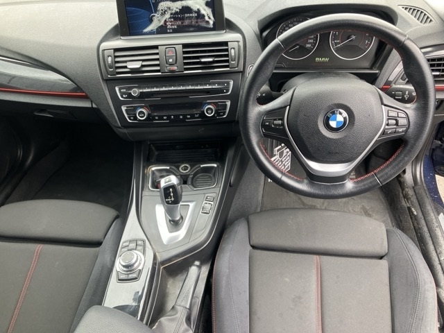 BMW 1-SERIES