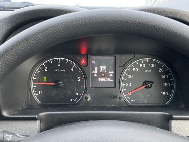 NISSAN NV350 CARAVAN