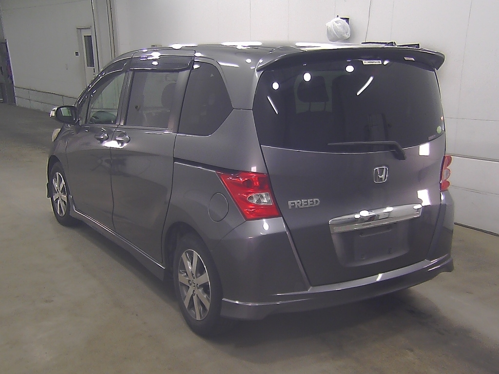 HONDA FREED