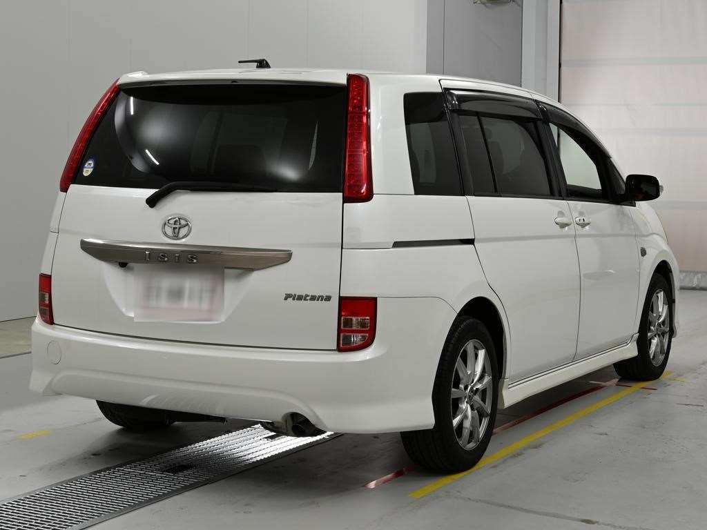 TOYOTA ISIS