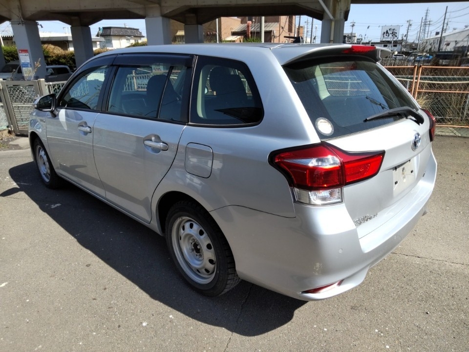 TOYOTA COROLLA FIELDER